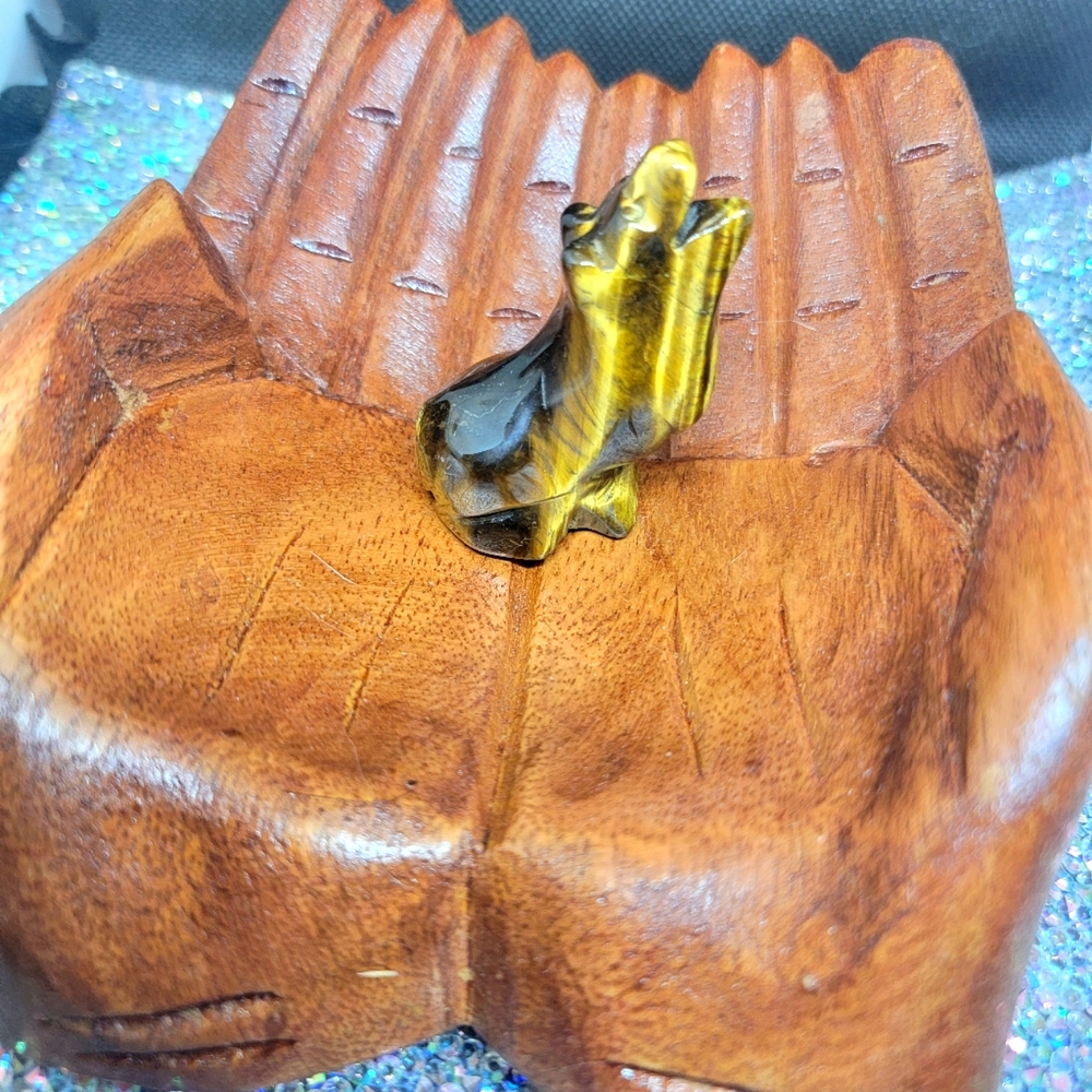 TIGERS EYE WOLF